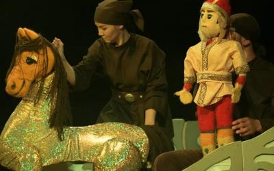 Премьера спектакля «Ер Тостик» ко Дню столицы