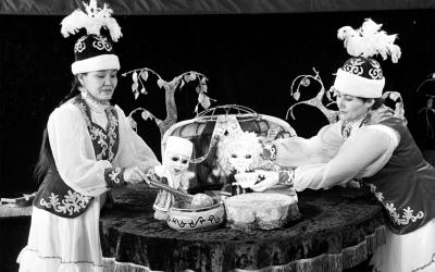 Қуыршақ театрының ардагер артисі Сәбила Абуева мерейлі 75 жаста!